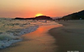 Pousada por do sol